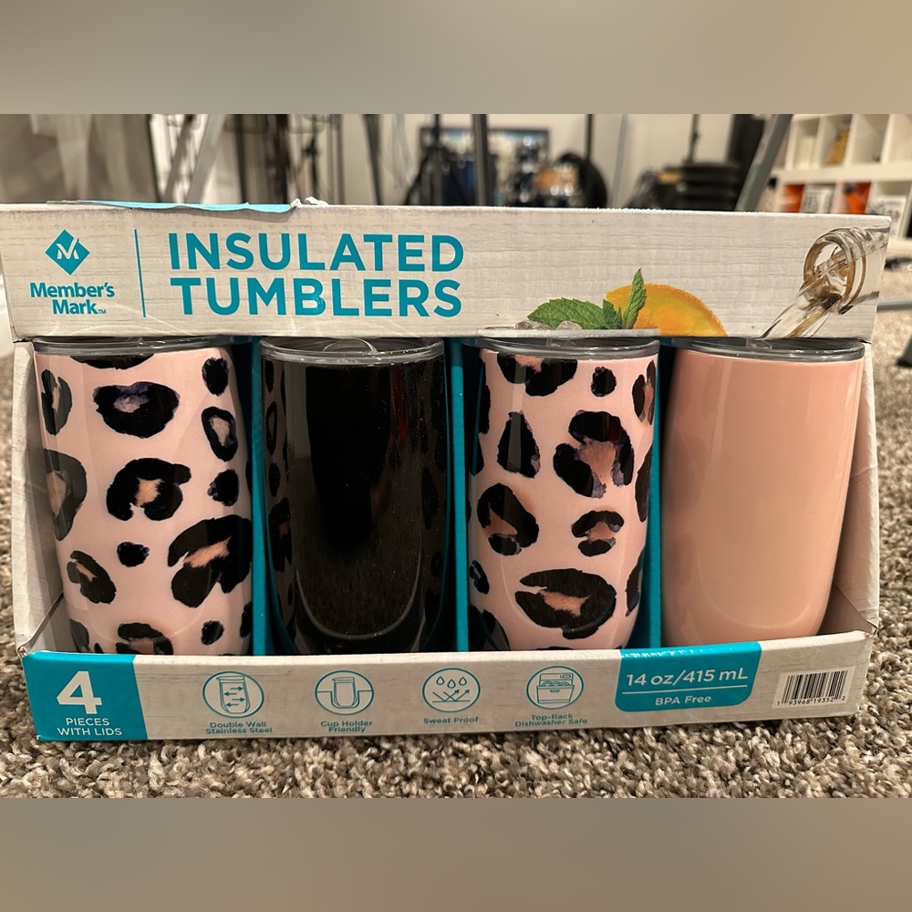 Set of new tumblers - Picture 2 of 3